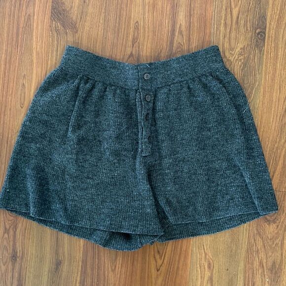 Zara gray ribbed shorts with buttons wool and acrylic s - Picture 1 of 5